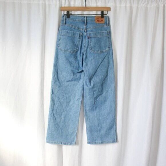 NWOT Levi’s Mile High Crop Wide Leg Jeans in Light Wash 25 - Picture 6 of 8